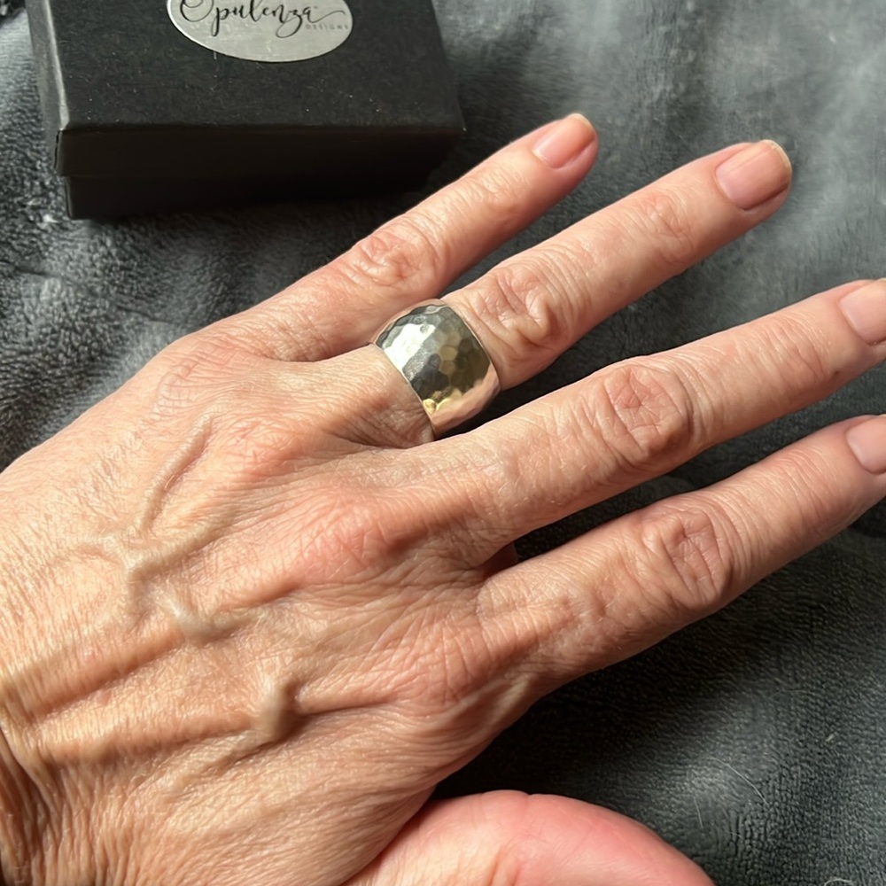 Opulenza Designs Hammered Sterling Silver Ring Size 7